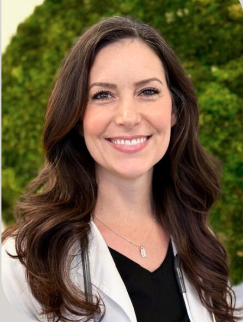 Alexandria Mahoney, NP